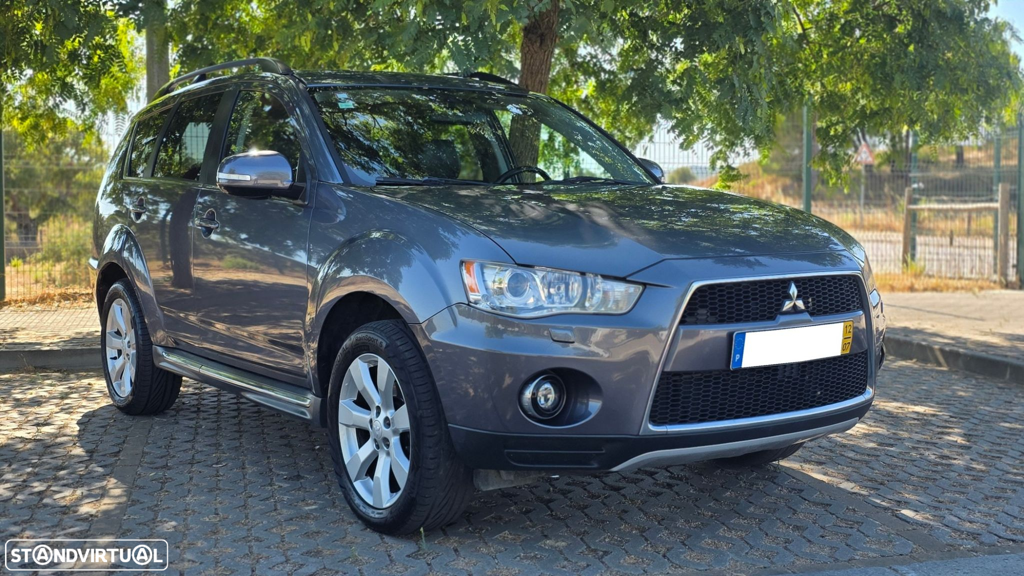 Mitsubishi Outlander 2.2 DI-D Instyle - 4