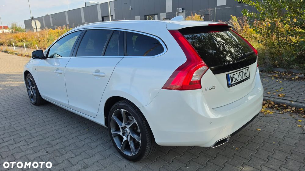 Volvo V60 D4 Drive-E Ocean Race - 33
