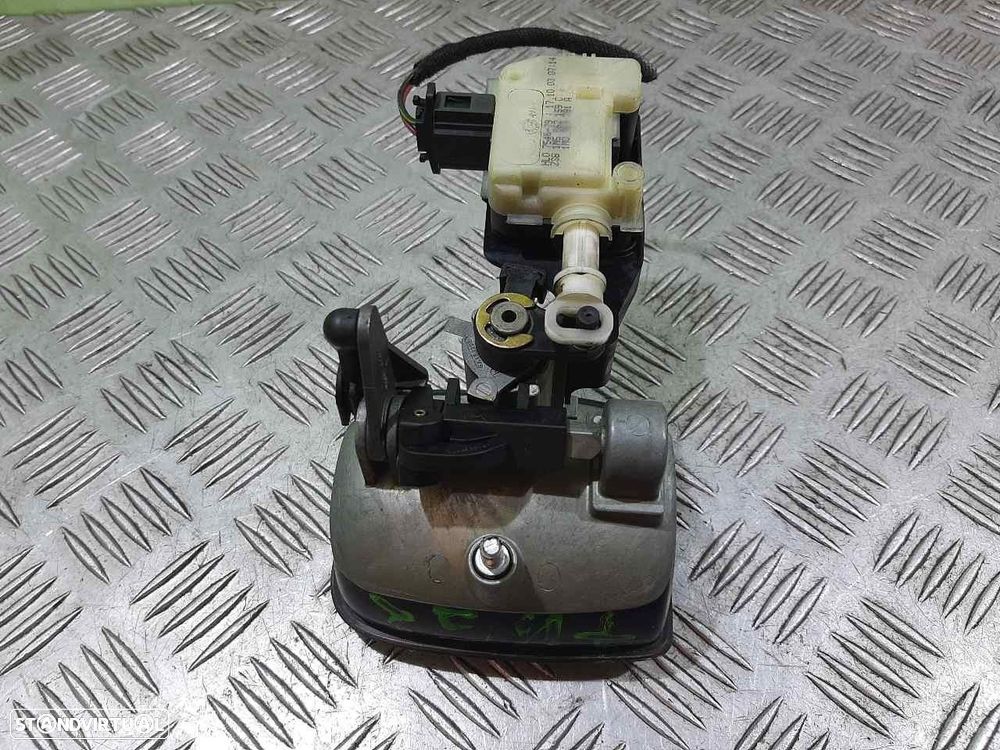 MANIPULO EXTERIOR PORTA TRASEIRA SEAT CORDOBA 2004 -6L6827573B - 2