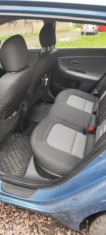 Kia Ceed 1.6 GDI L - 6