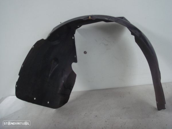Cave De Roda Fr Esq Volkswagen Passat (3B3) - 1