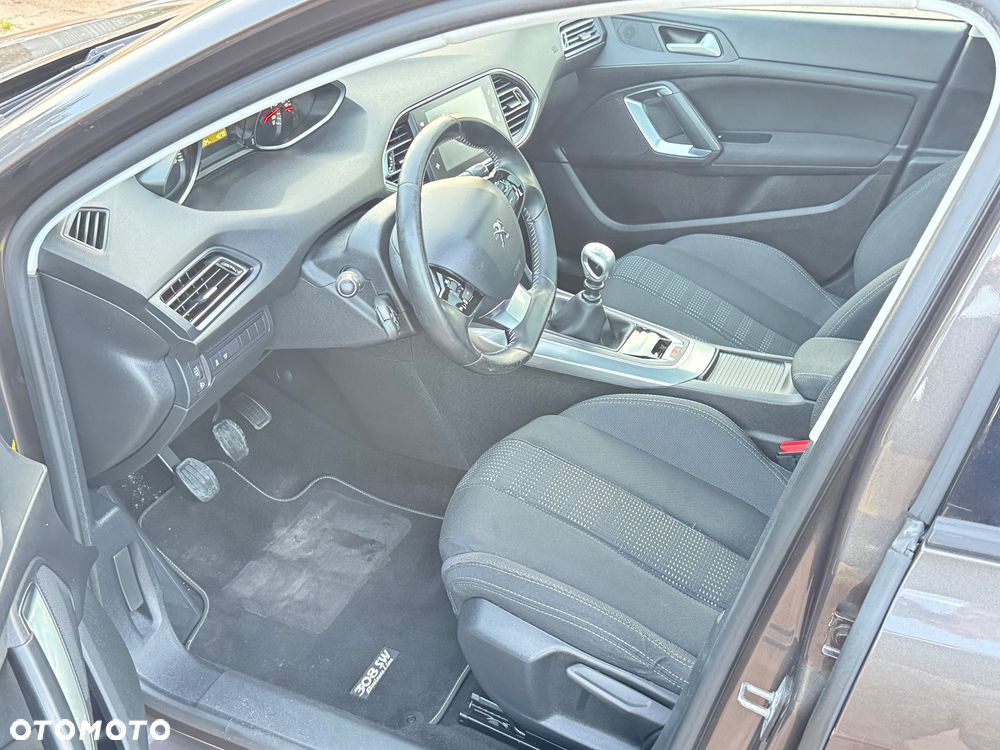 Peugeot 308 BlueHDi 150 Stop & Start Business-Line - 24