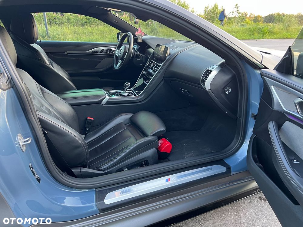 BMW Seria 8 - 14