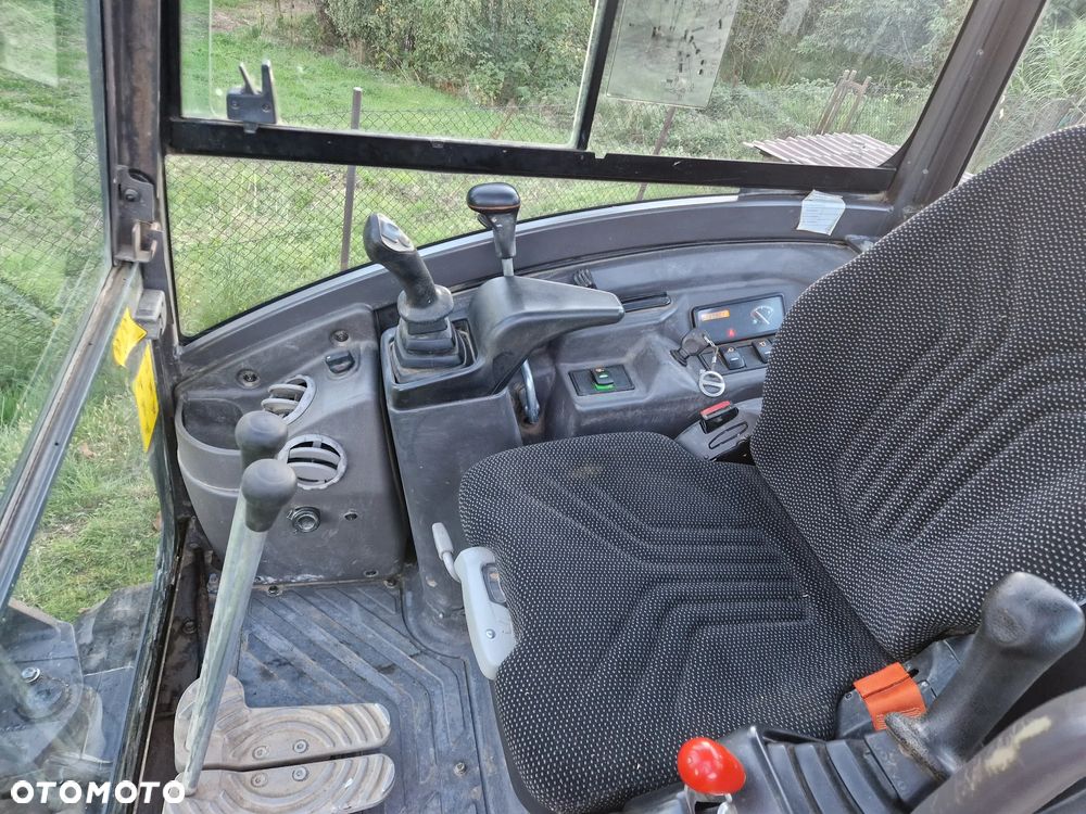 Volvo ECR 25D - 9