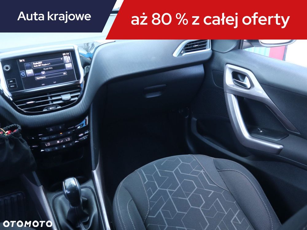 Peugeot 2008 - 10