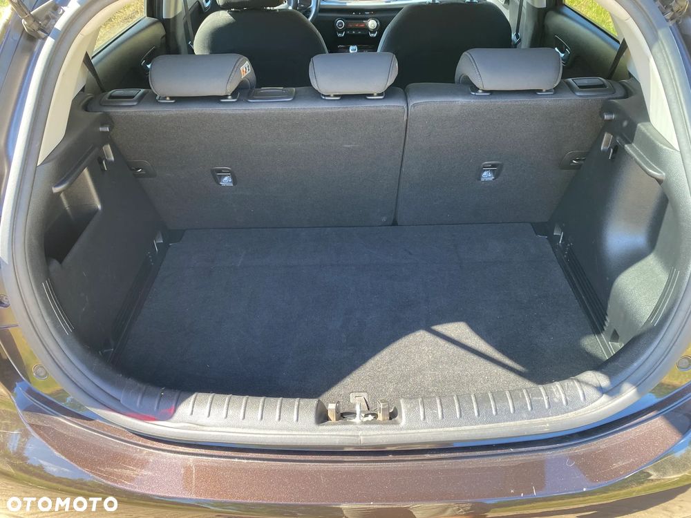 Kia Rio - 18