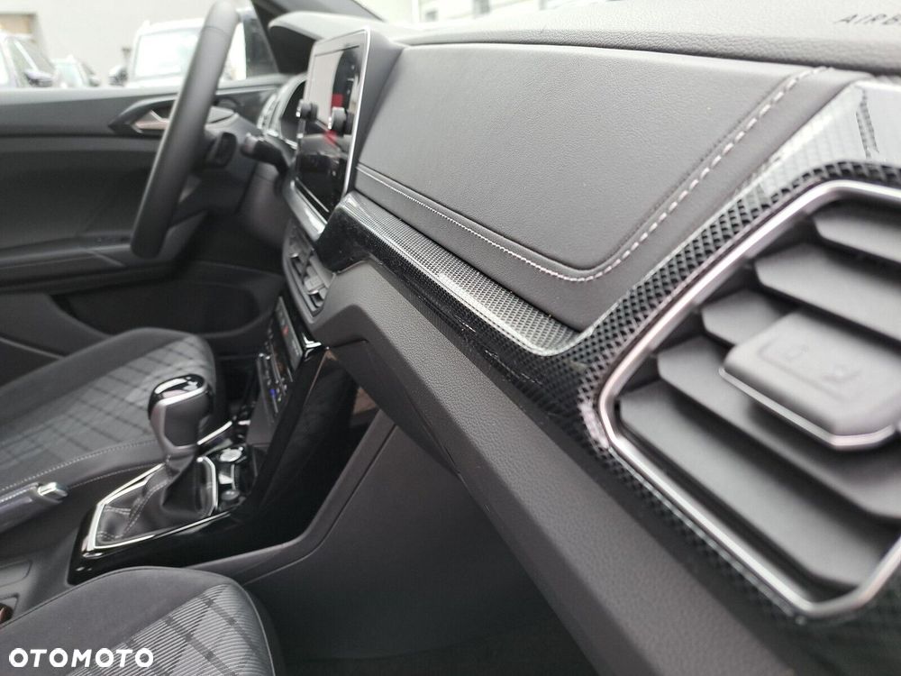 Volkswagen T-Cross - 22