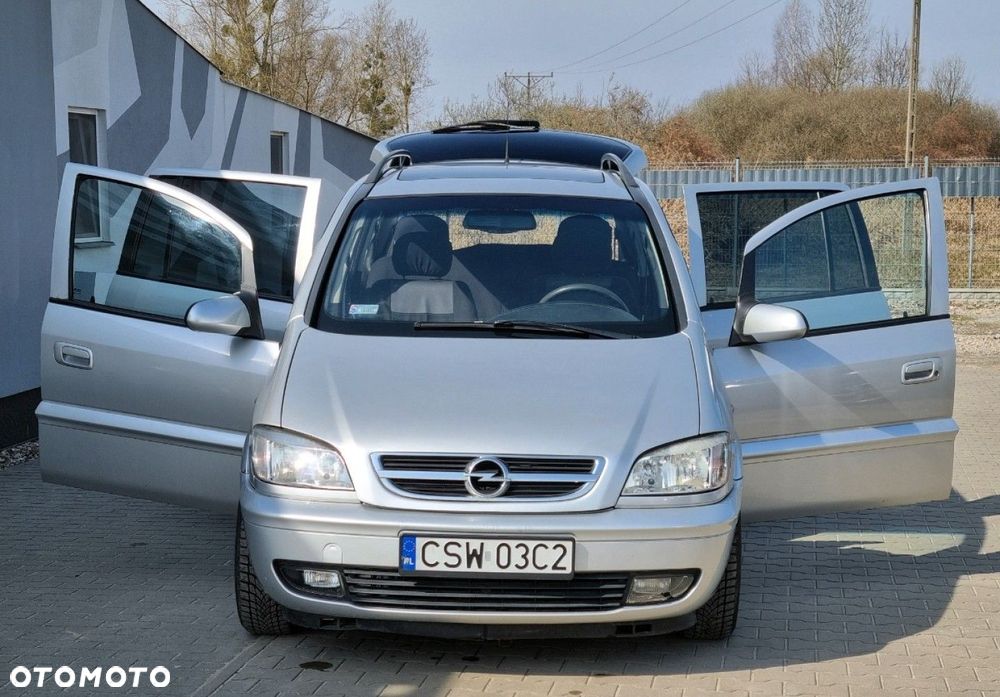 Opel Zafira - 11