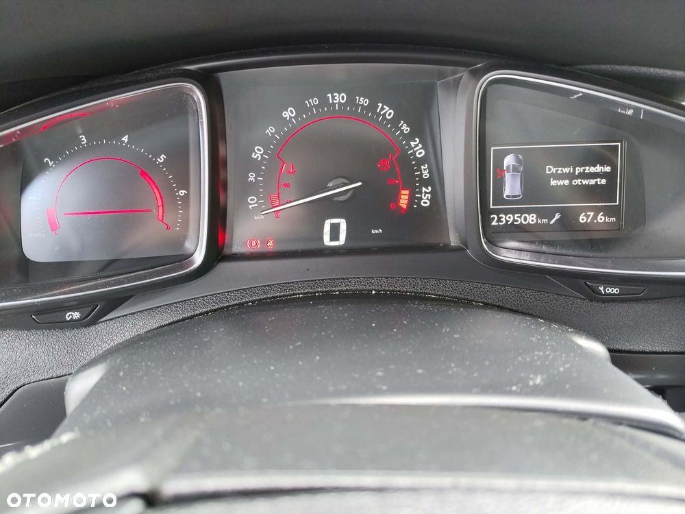 Citroën DS5 2.0 HDi SportChic - 23