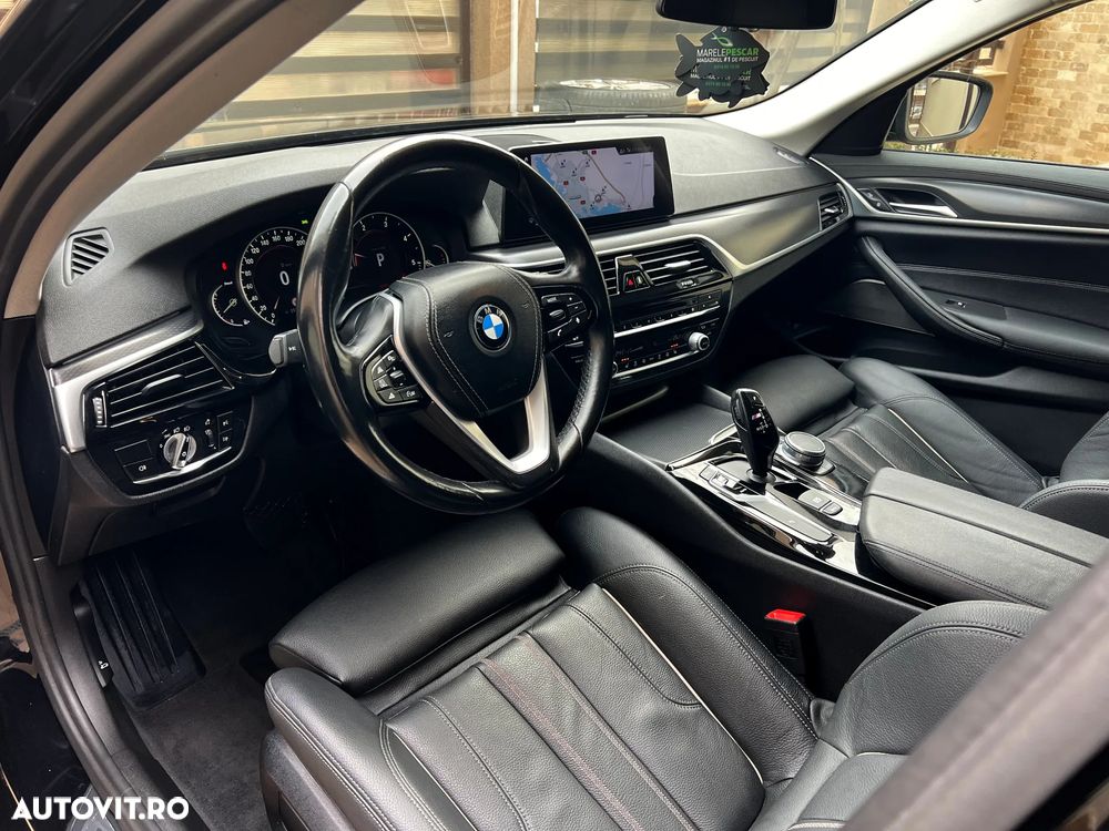 BMW Seria 5 520d Aut. Luxury Line - 23