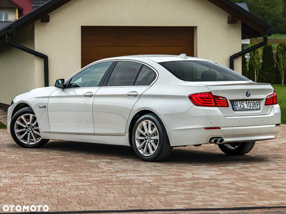 BMW Seria 5 520d Sport-Aut - 29
