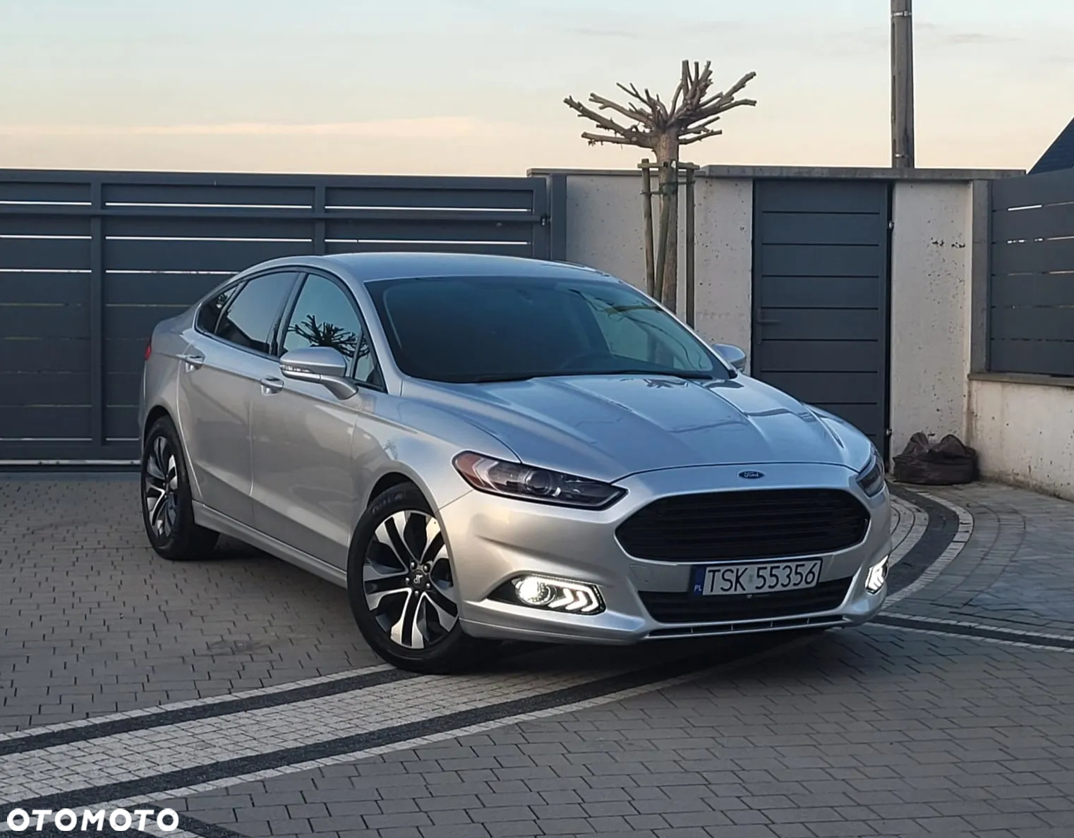 Ford Fusion - 7