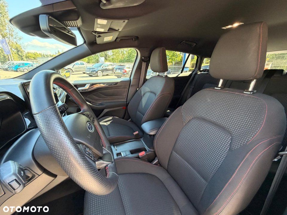 Ford Focus - 17