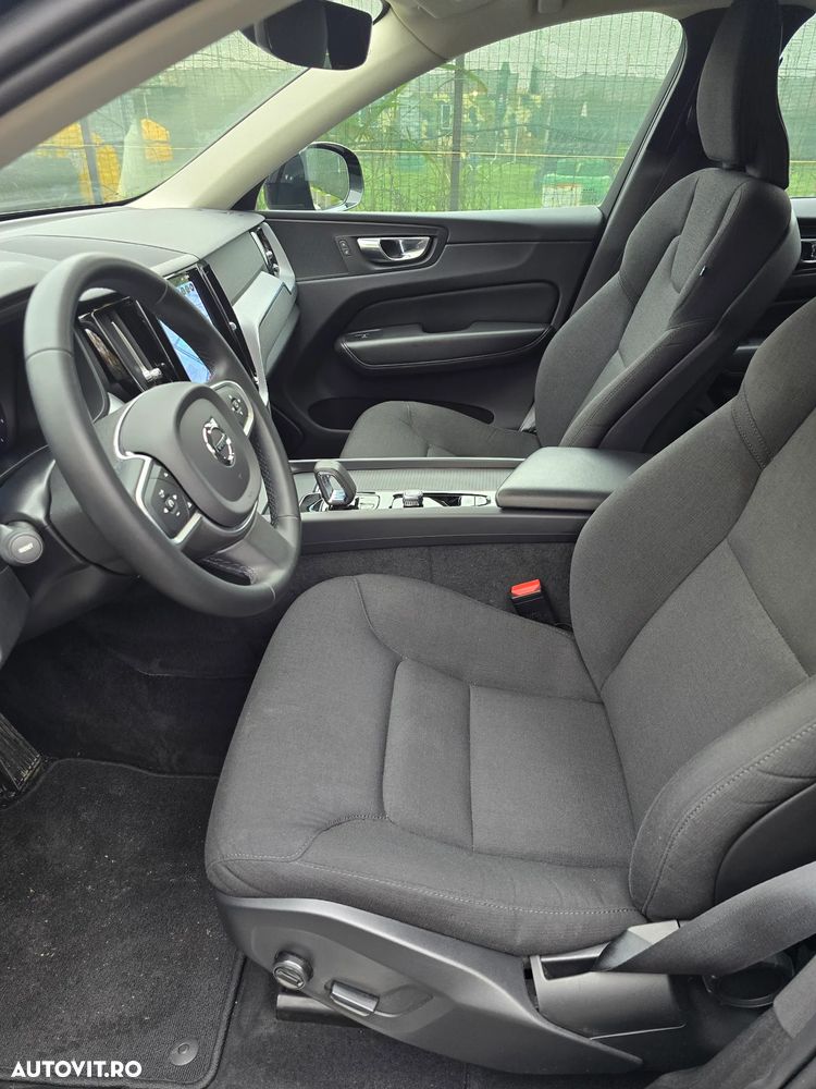 Volvo XC 60 B4 D AWD Core - 26