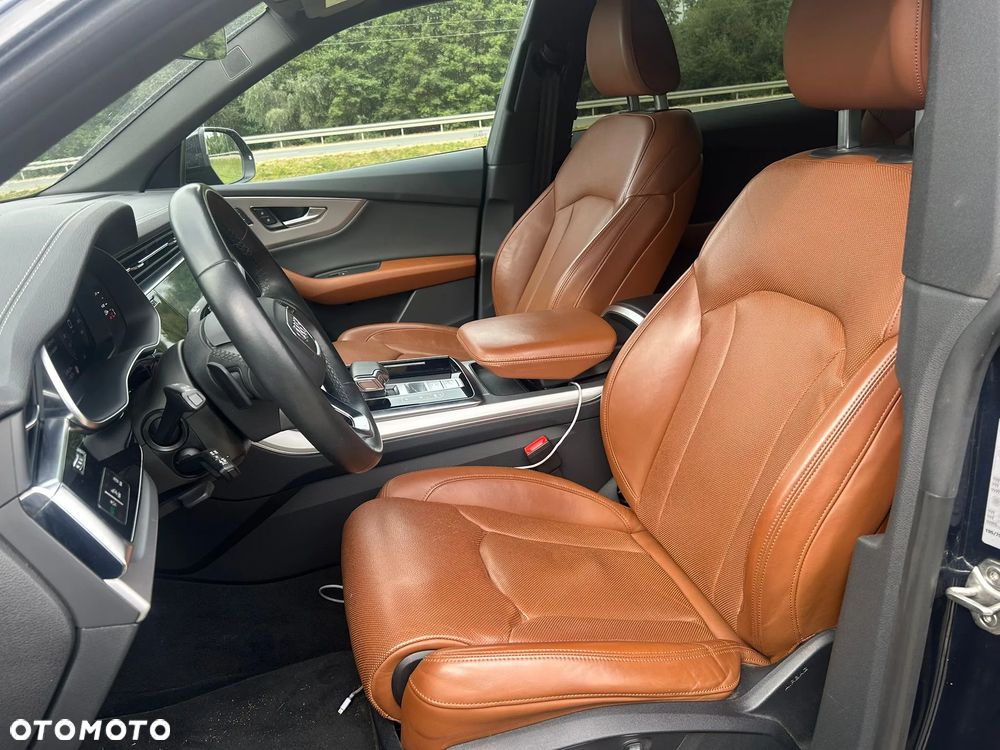 Audi Q8 55 TFSI mHEV Quattro Tiptronic - 18