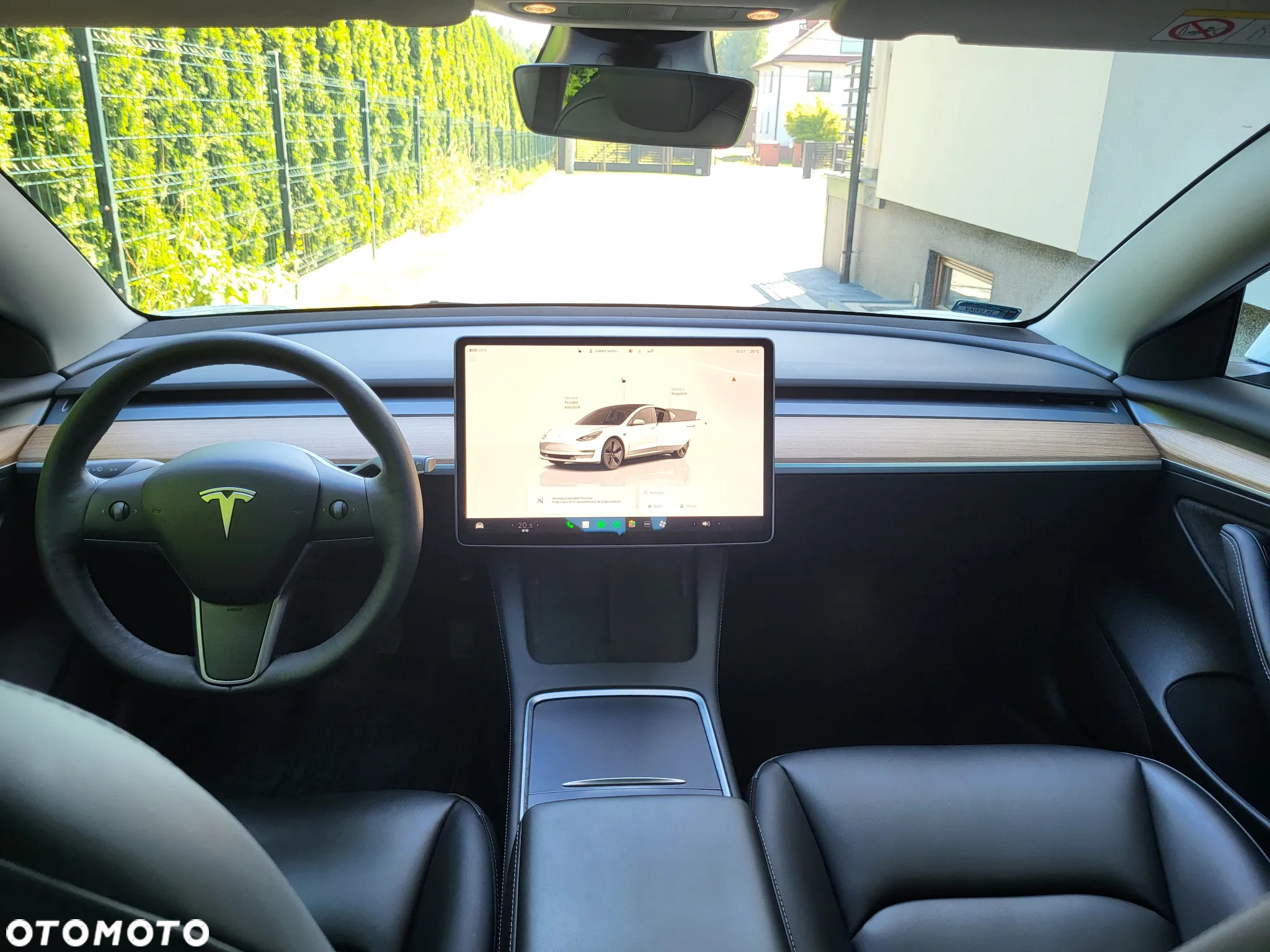 Tesla Model 3 - 11