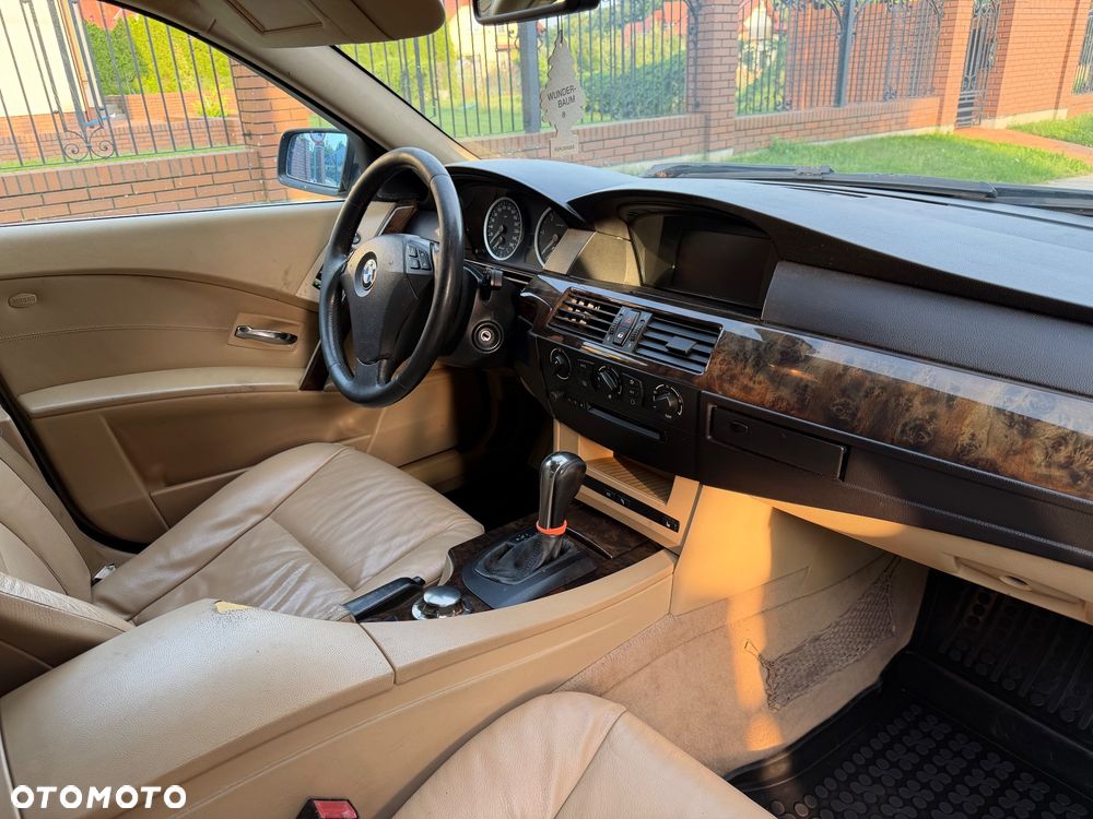 BMW Seria 5 - 34