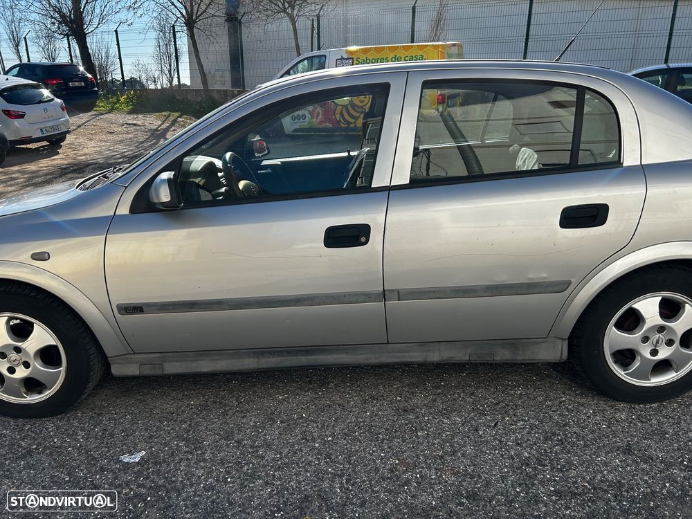 Opel Astra 1.7 DTi Club - 3