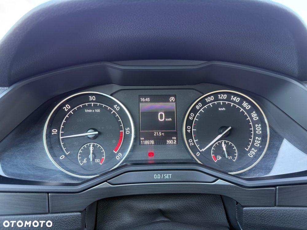Skoda Superb - 8