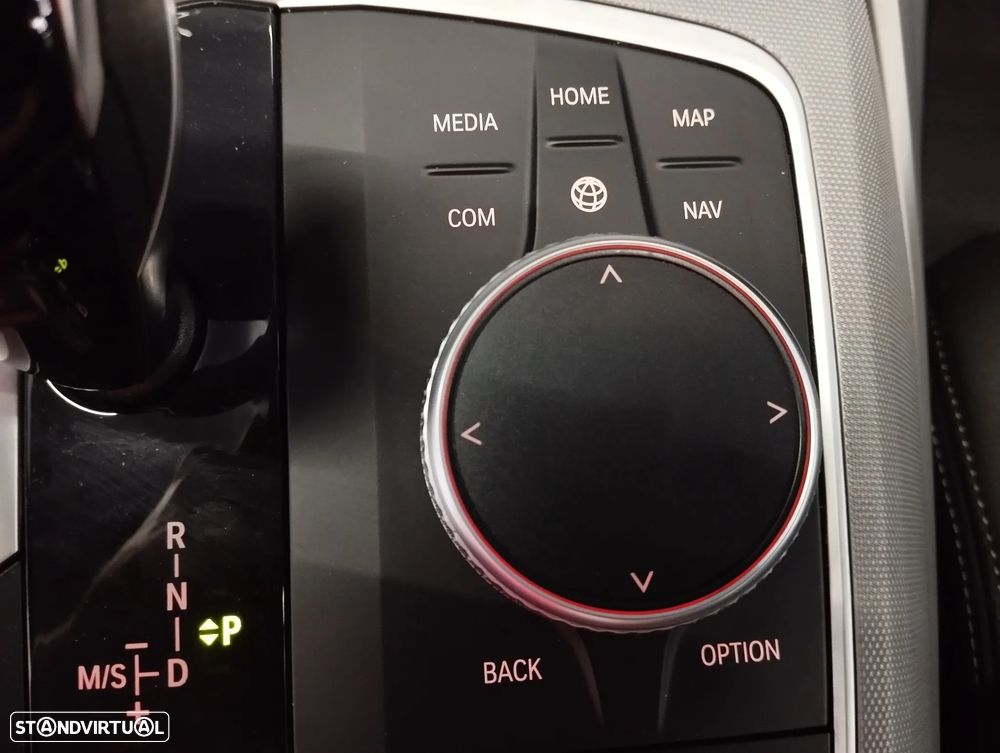 BMW 320 e Auto — fotografia 38