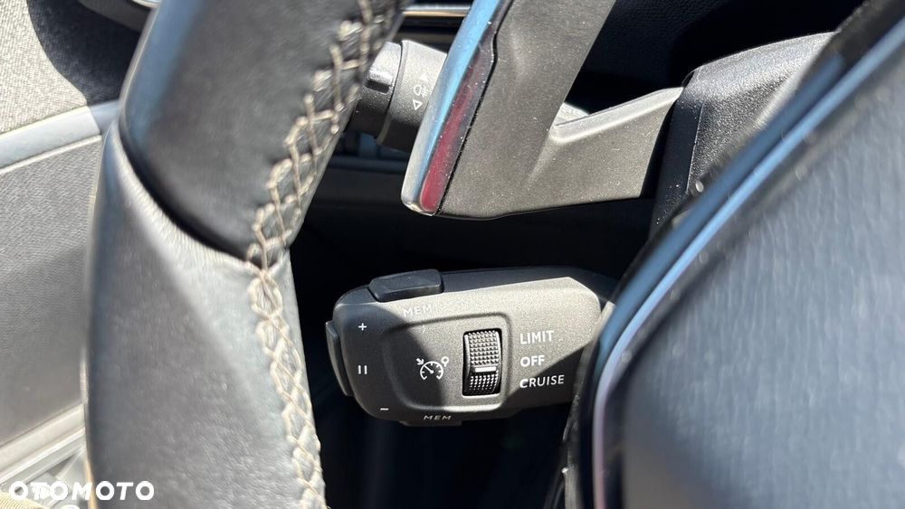 Peugeot 3008 - 8