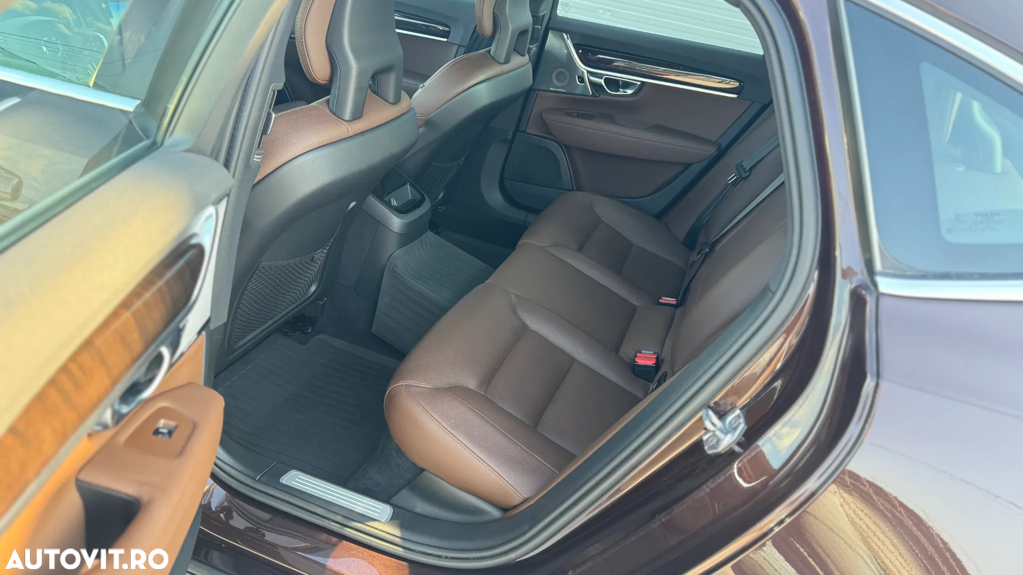 Volvo S90 - 14