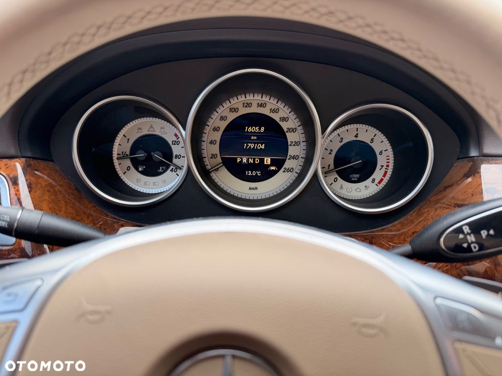 Mercedes-Benz CLS 500 BlueEffICIENCY - 32