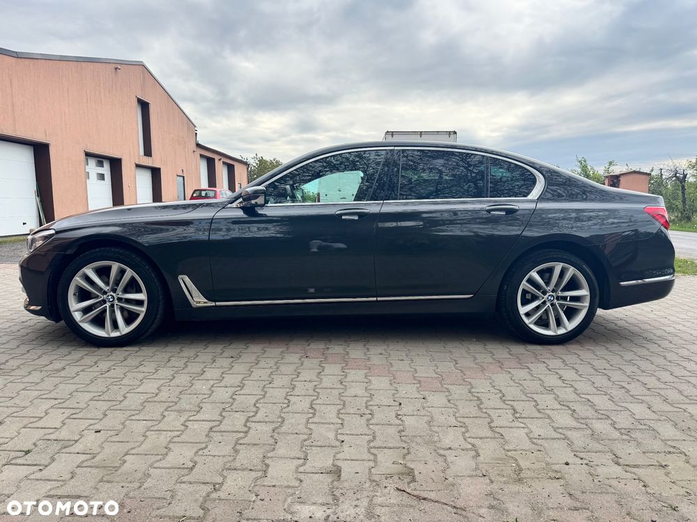 BMW Seria 7 730d xDrive - 37