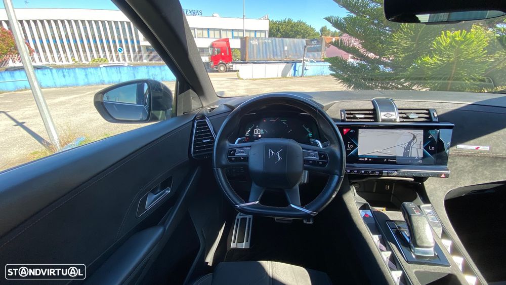 DS DS7 Crossback E-Tense Performance Line EAT8 - 27