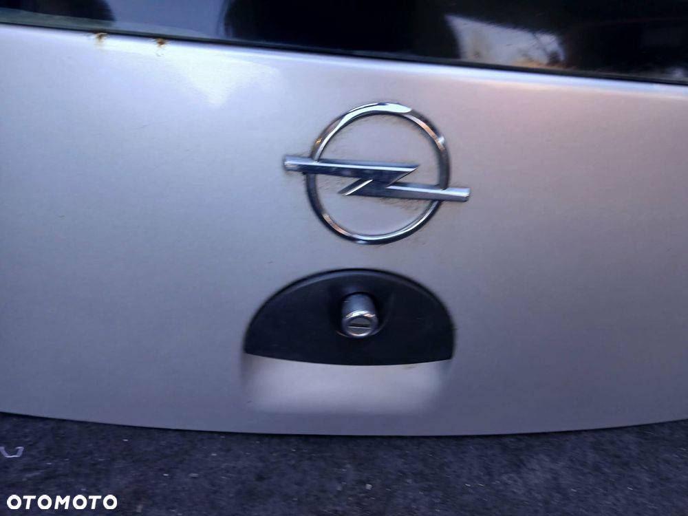 Opel Corsa C klapa bagażnika - 3