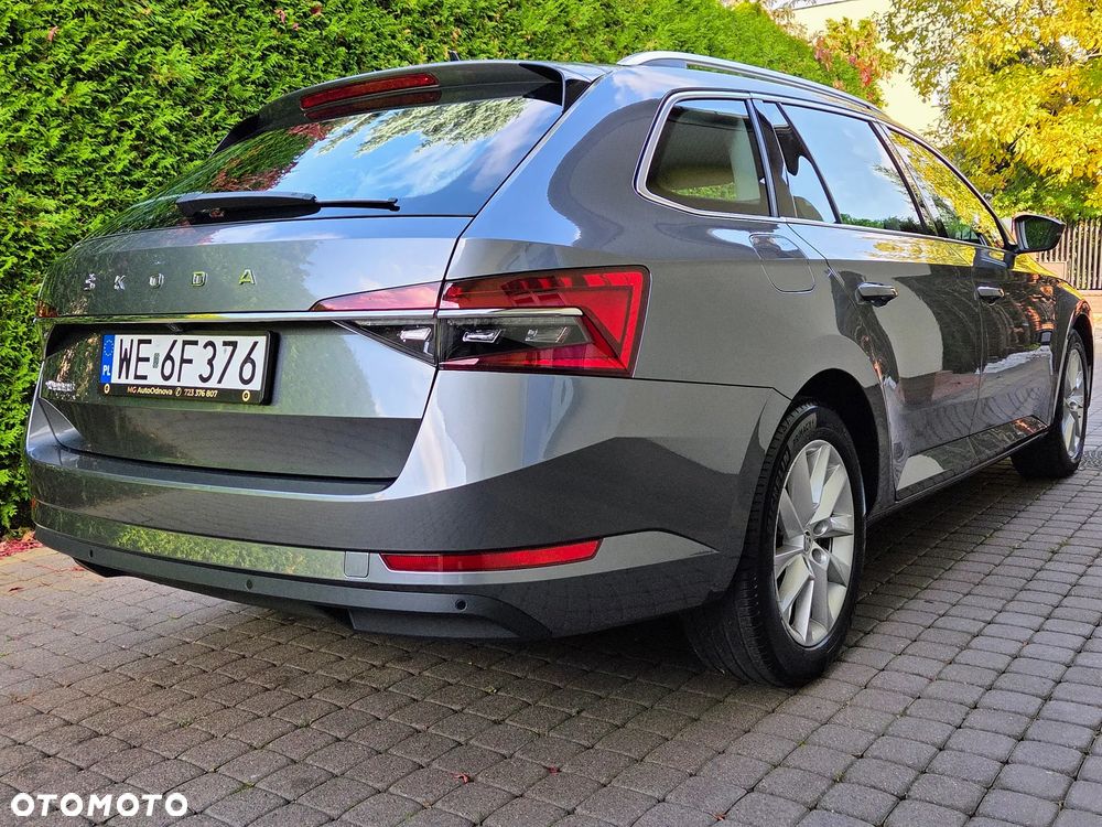 Skoda Superb 2022 photo 5