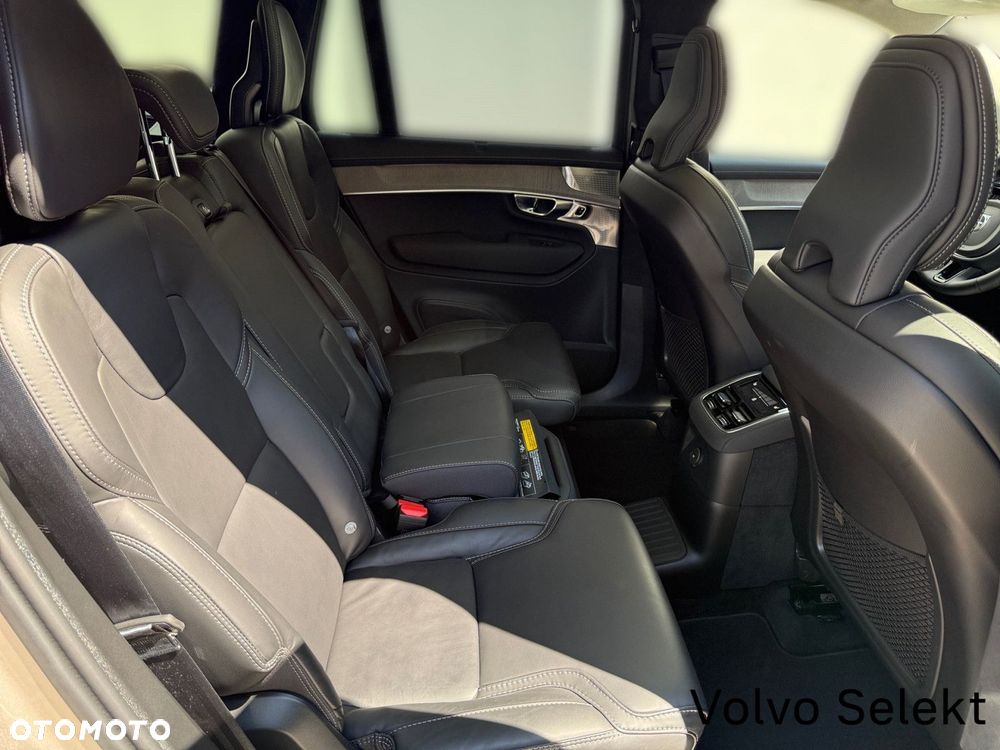 Volvo XC 90 - 25