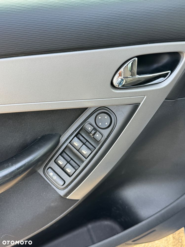 Citroën C4 Picasso 1.6 HDi Equilibre Navi Pack MCP - 18