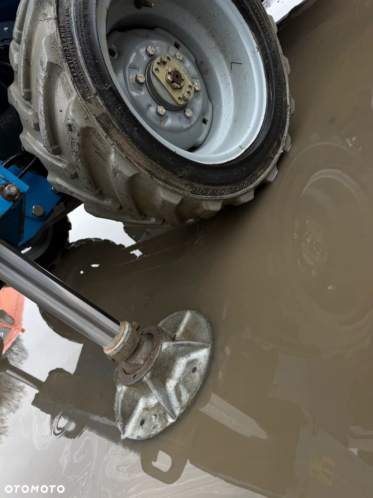 Genie Zwyżka Terenowa GS-4069RT Podnośnik Nożycowy Dźwig 14,5 metra jak Nowa z salonu! 1300 mtg. 2016 rok, Fabryczna przetwornica! 2x Gniazdo 230v góra dół. Pochodzi z Norweskiego urzędu Komuny. Zadbana! 4x4 Silnik Kubota. Zero Luzów i wycieków. Aktualne Serwisy DEKRA BMWT. Wysuwany Balkon. Sterowana z dołu i góry. Okazja Tanio !! Dokumentacja! Bez DPF, adBLUE - 31