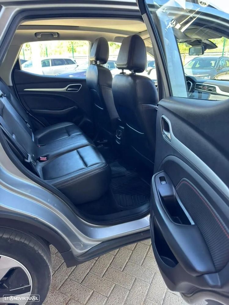 MG ZS Maximal Luxury - 22