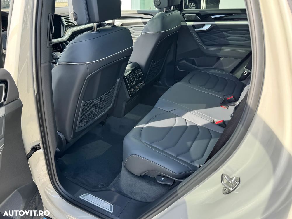 VOLKSWAGEN Touareg 2026 — imagine 12