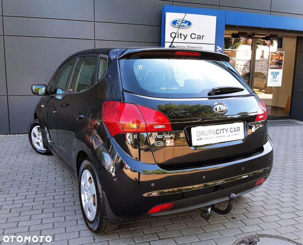 Kia Venga 1.4 L - 11