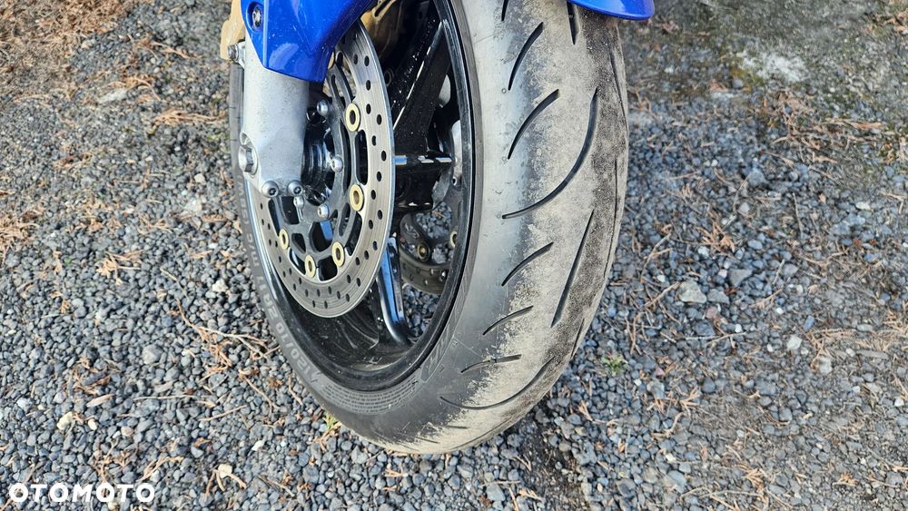 Honda CBR - 9