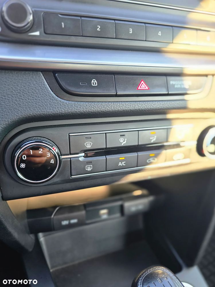 Kia Ceed 1.0 T-GDI S - 11
