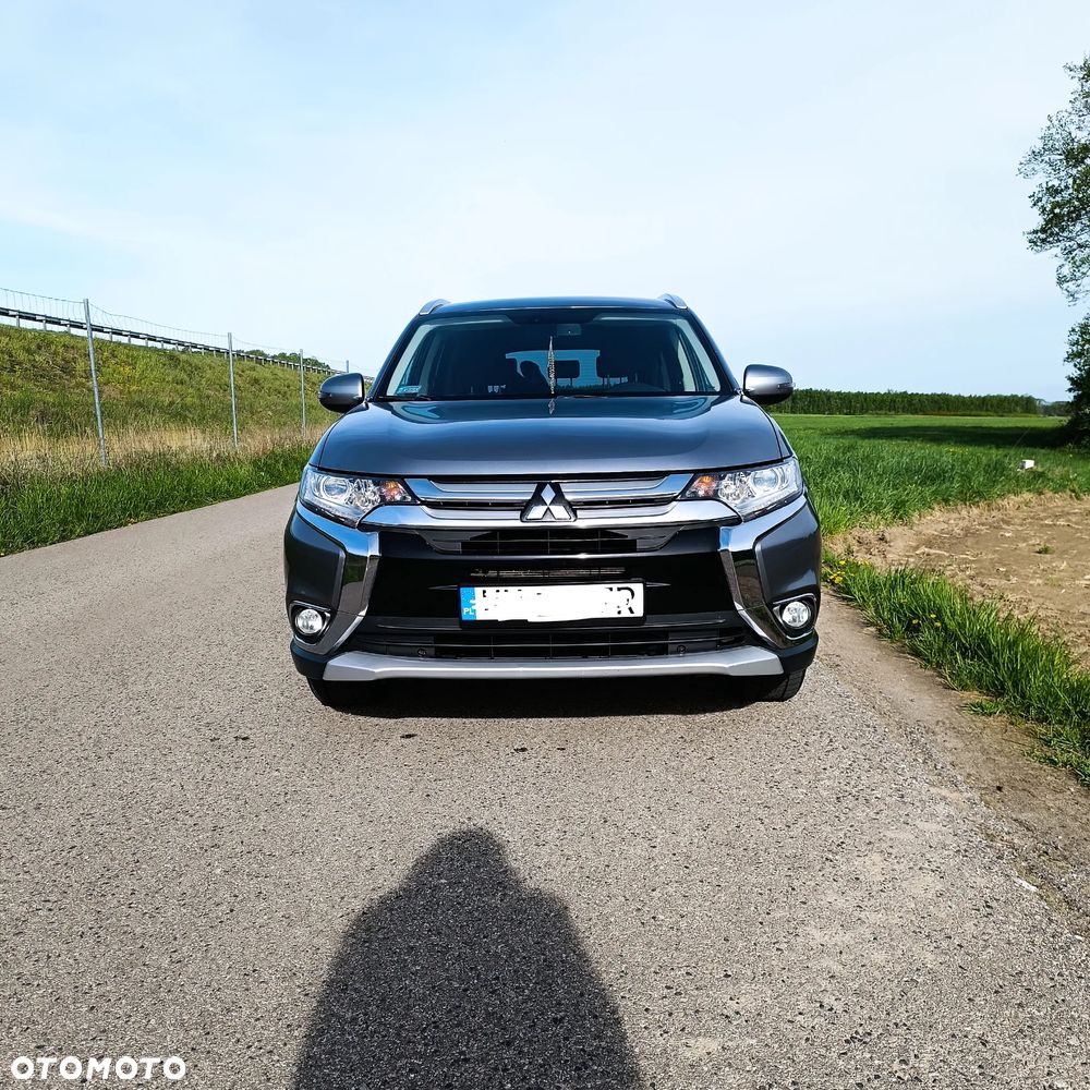 Mitsubishi Outlander 2.0 2WD - 2