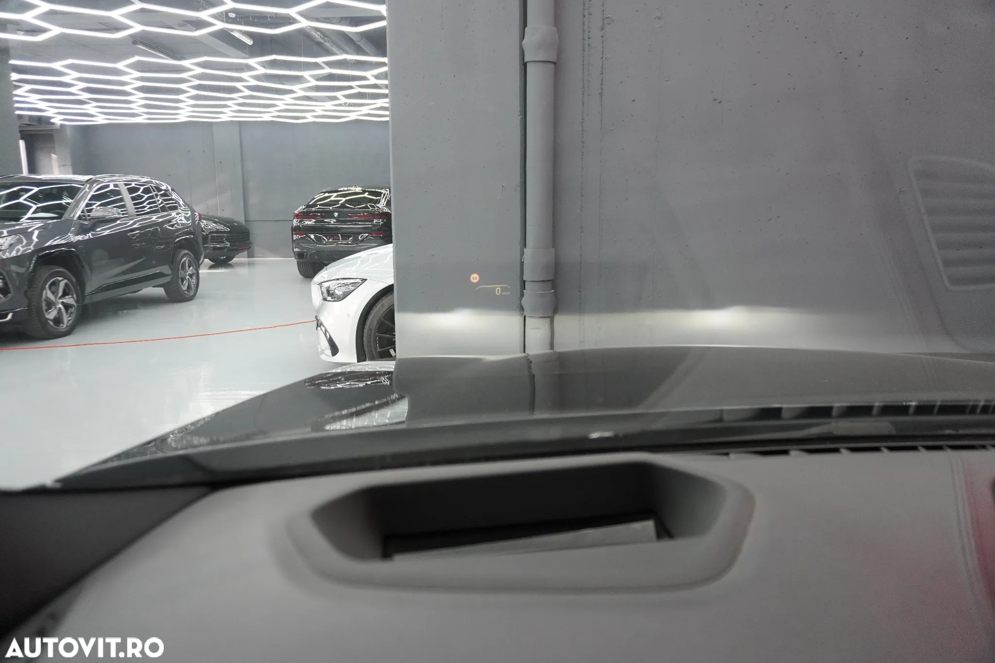 BMW Seria 5 530d xDrive AT - 23