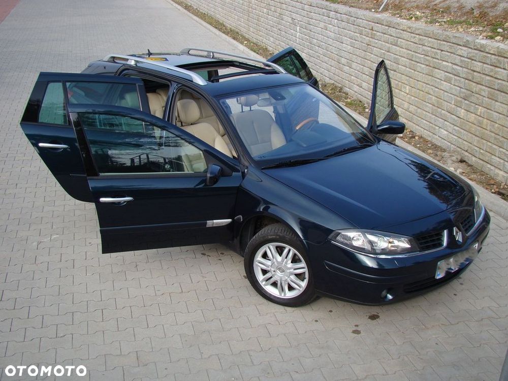 Renault Laguna 2.0 DCi Initiale - 28