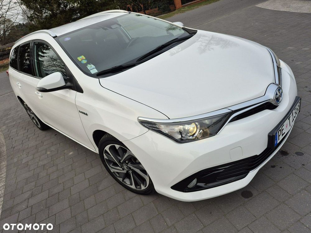 Toyota Auris - 5
