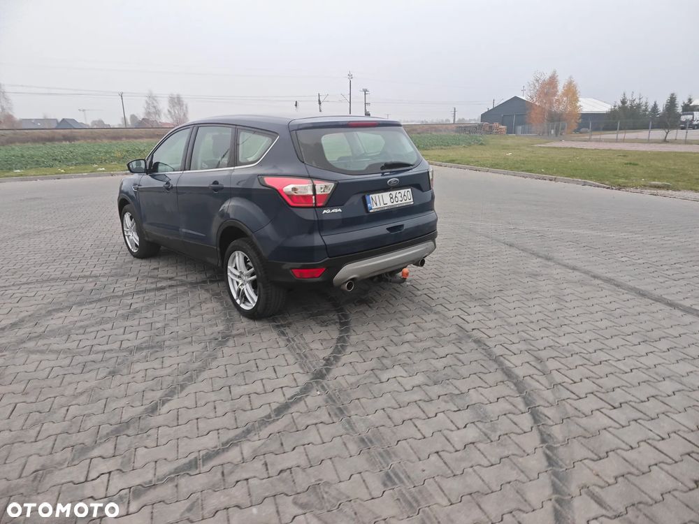 Ford Kuga 2.0 TDCi 4x4 Business Edition - 4