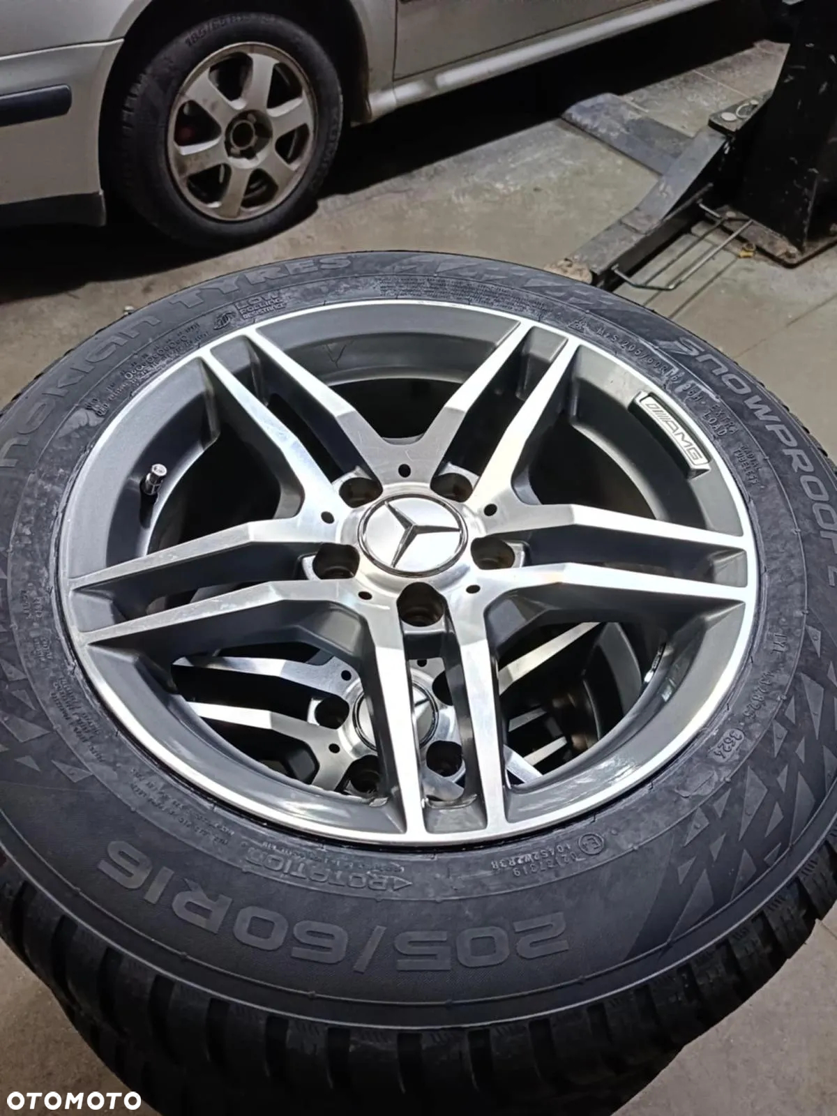Mercedes-Benz Klasa C 320 T CDI 7G-TRONIC Avantgarde DPF - 23