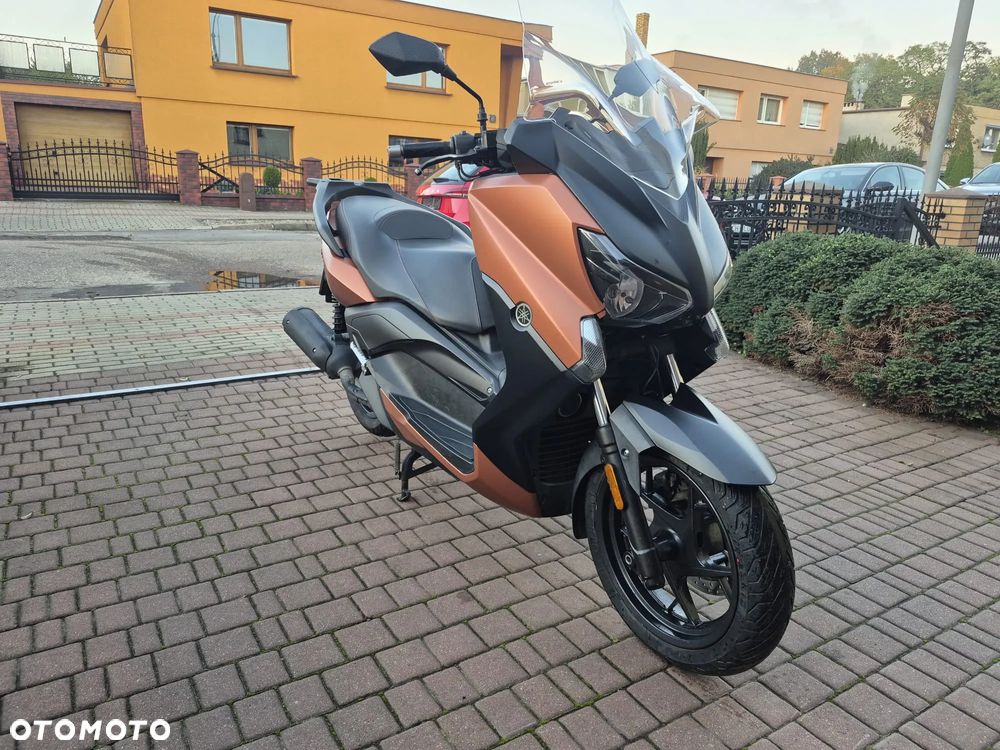 Yamaha X-max - 1