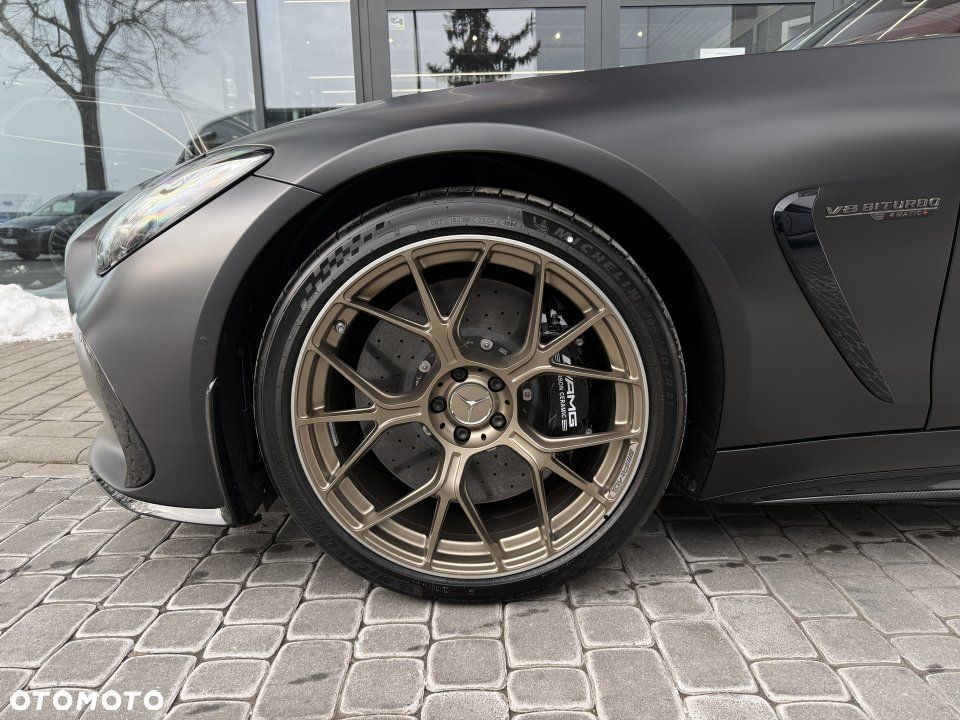 Mercedes-Benz AMG GT - 16