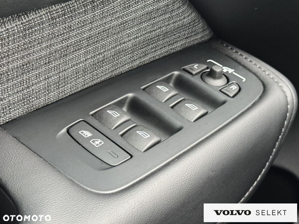Volvo XC 60 - 39