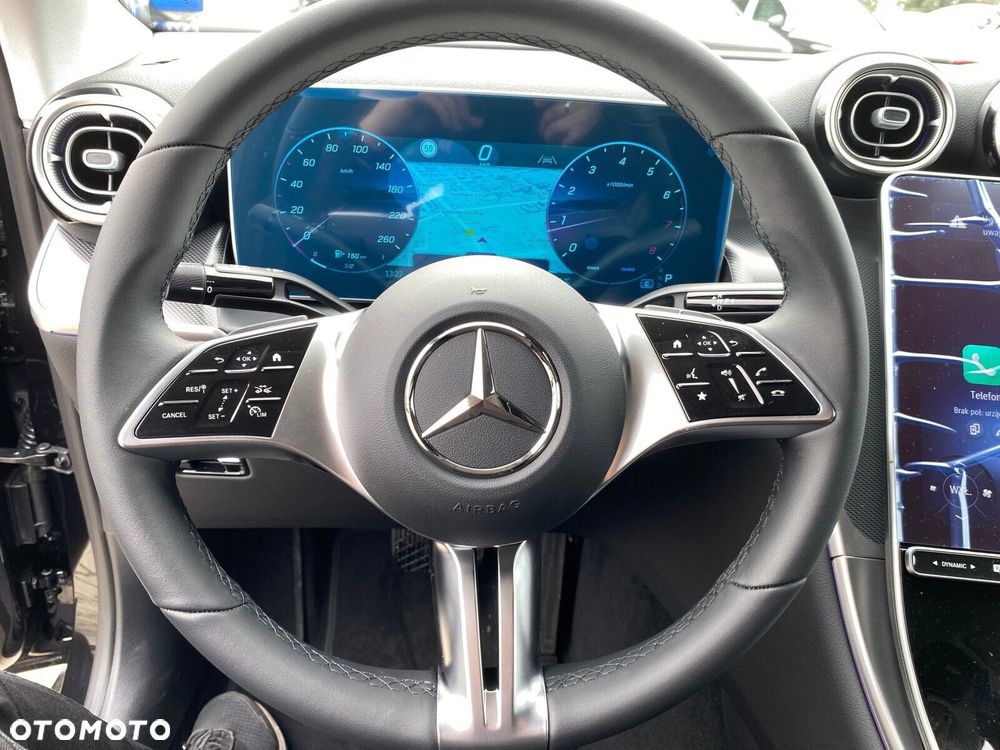 Mercedes-Benz GLC - 12