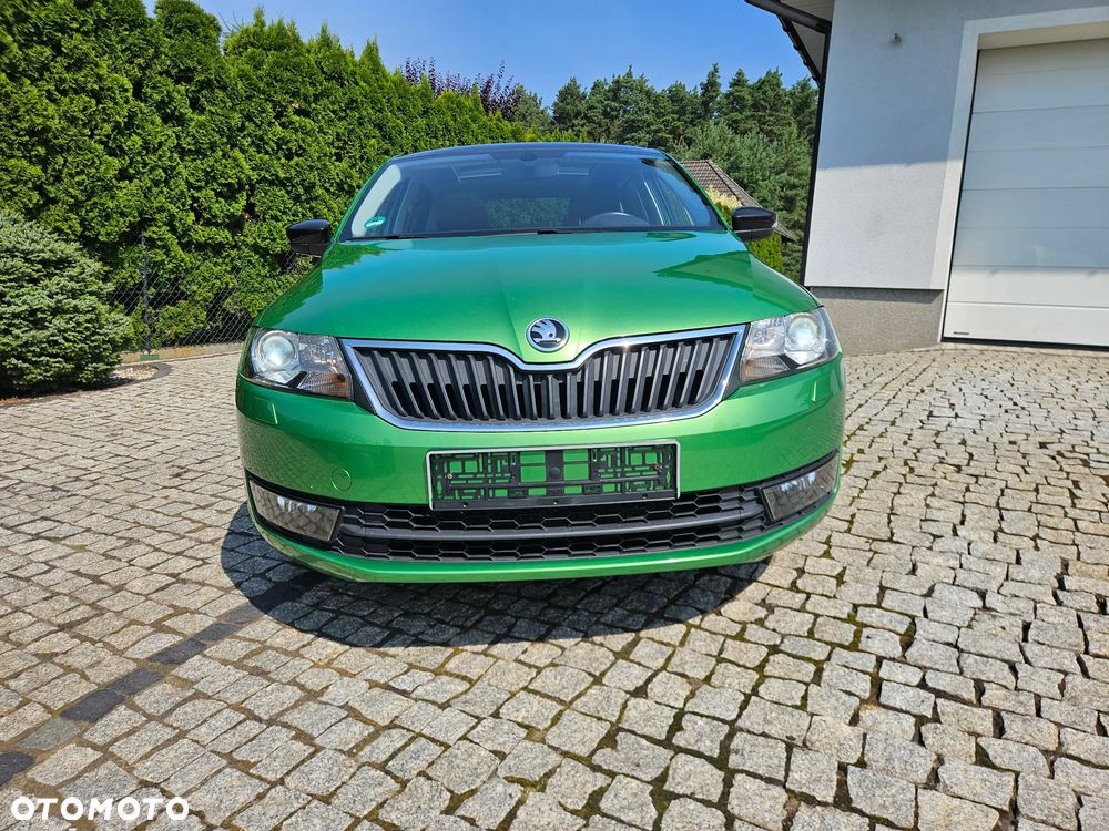 Skoda RAPID 1.2 TSI Edition - 30